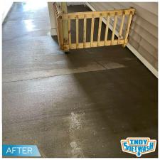 Breezeway-Cleaning-at-Newburgh-IN-Apartment-Community 9